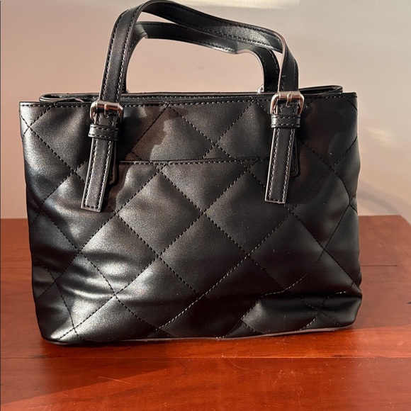 Liz Claiborne mini tote Black Quilted Hand Bag purse - Picture 4 of 9